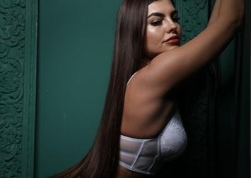 Laura - Massage Berlin